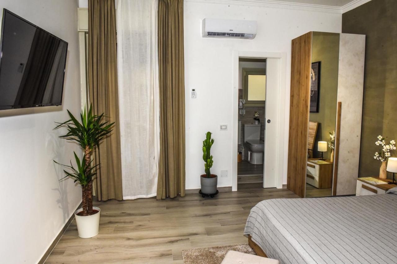 La Via Di Mezzo Apartamento Catânia Exterior foto