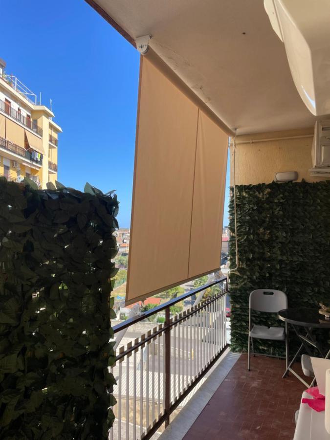 La Via Di Mezzo Apartamento Catânia Exterior foto