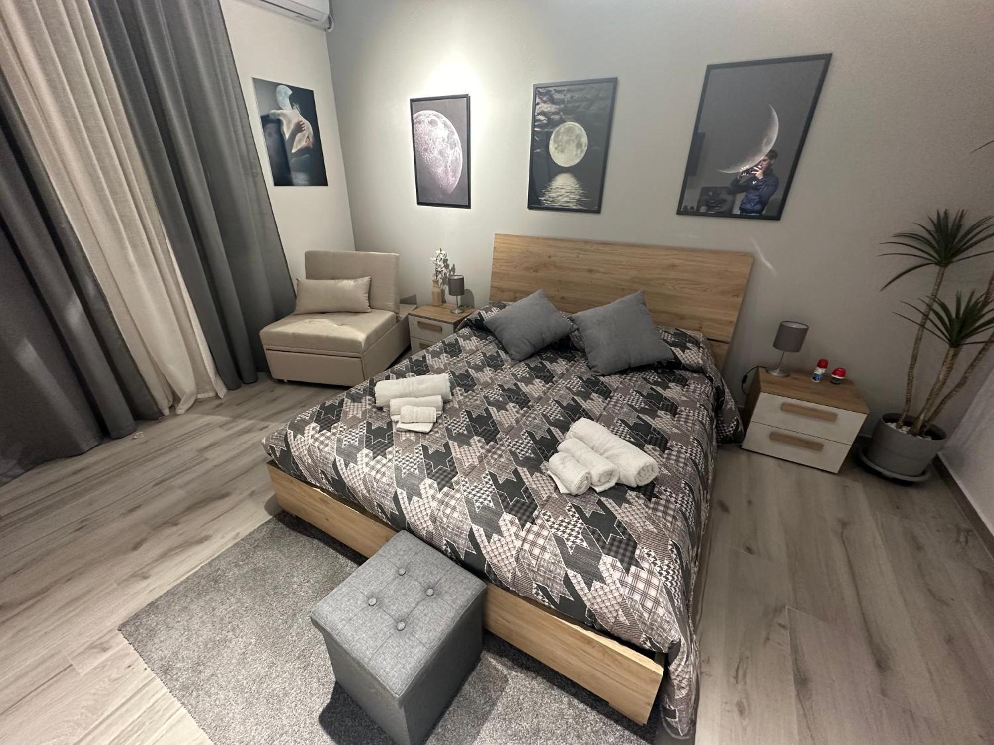 La Via Di Mezzo Apartamento Catânia Exterior foto
